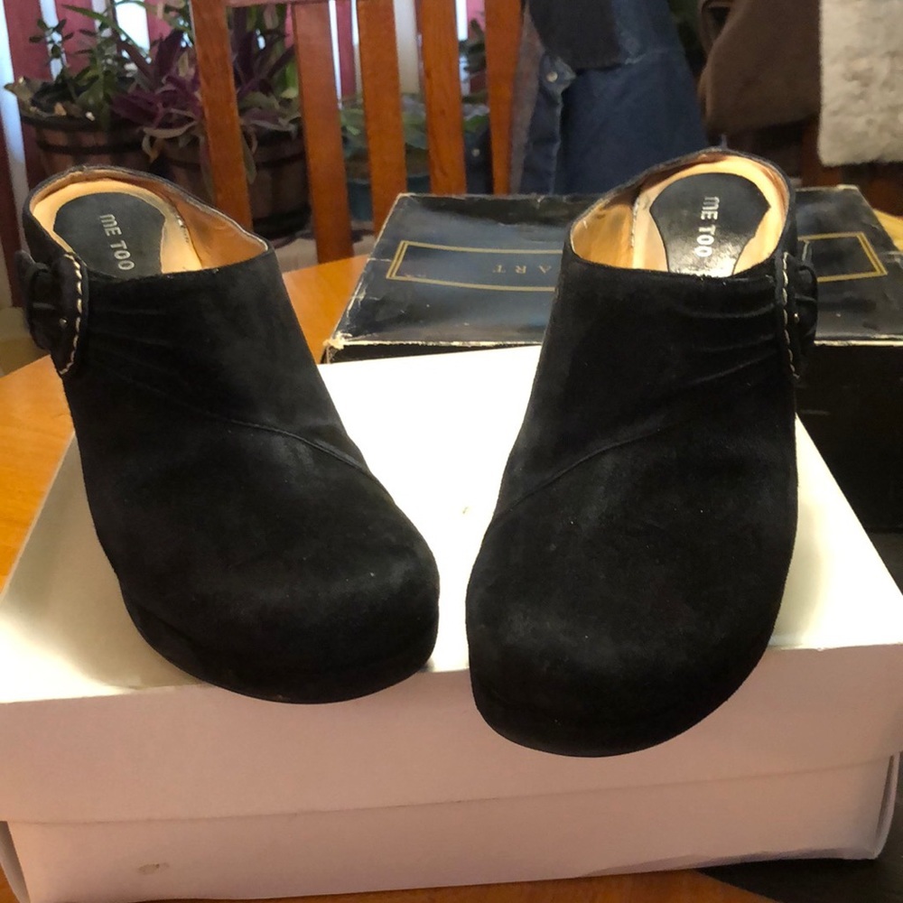 Vintage Me Too Simone deleted Black Suede 10 Clog with box